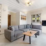 Villa Maneas Exclusive New Luxury Nikiana